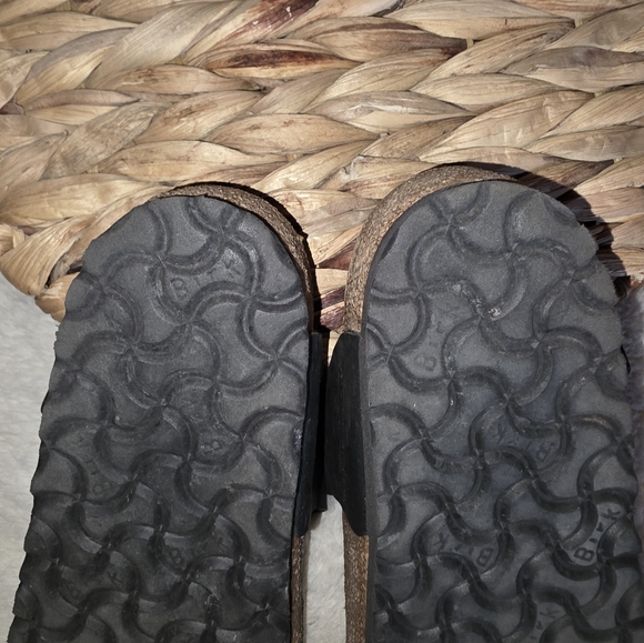 Birkenstock Gizeh Black Leather Thong Sandals size 37 6.5 barely worn - Picture 6 of 8